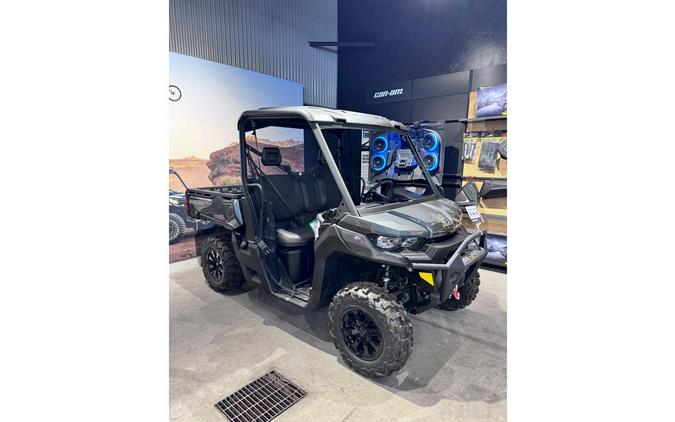 2024 Can-Am Defender XT HD7