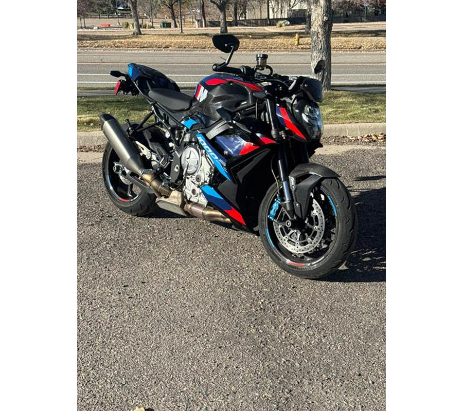 2023 BMW M 1000 R