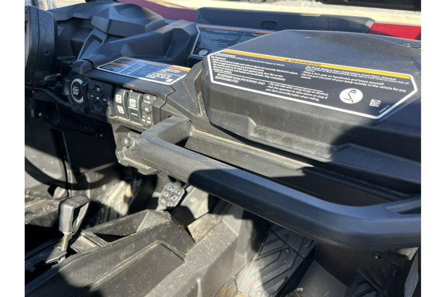 2025 Can-Am Commander XT 700