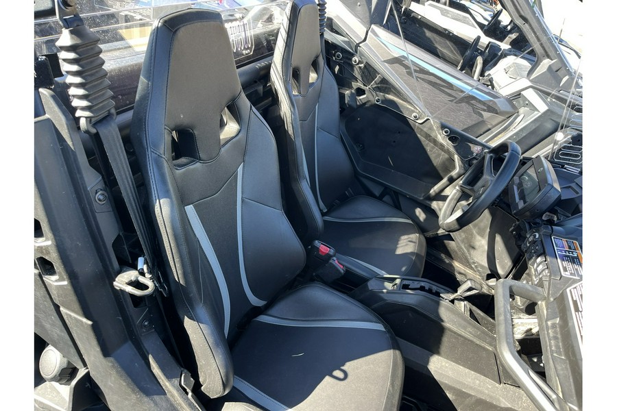 2025 Can-Am Commander XT 700