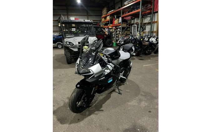2026 675SS - CFMOTO
