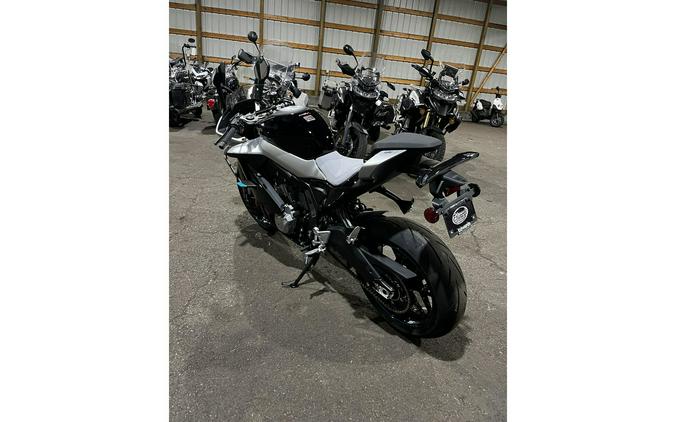 2026 675SS - CFMOTO