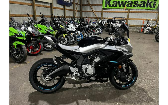 2026 675SS - CFMOTO