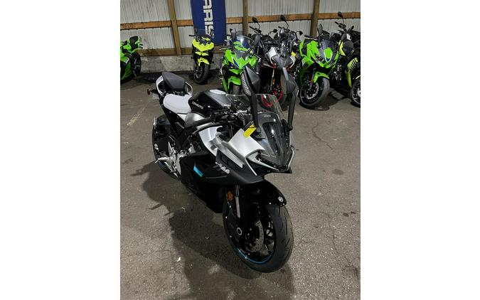 2026 675SS - CFMOTO