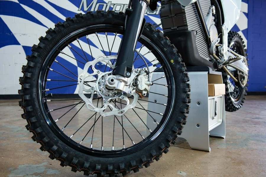 2026 VARG MX 1.2 - Stark Future