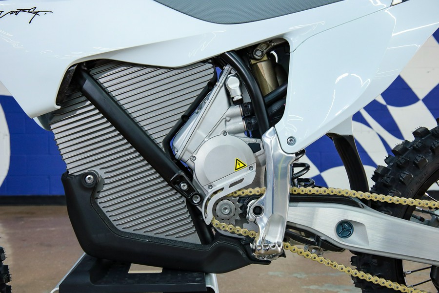 2026 VARG MX 1.2 - Stark Future