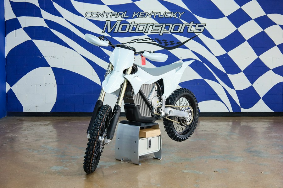 2026 VARG MX 1.2 - Stark Future
