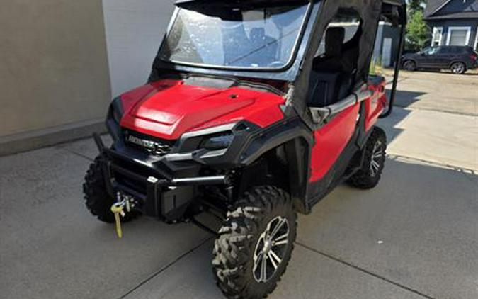 2016 Honda Pioneer 1000-5 Deluxe