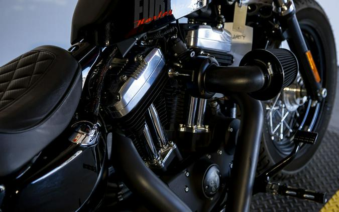 2014 Harley-Davidson® XL1200X - Sportster® Forty-Eight®