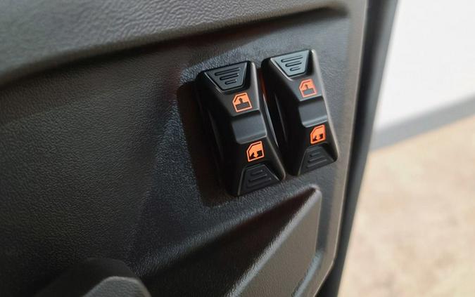 2026 Can-Am Defender MAX LONE STAR CAB HD11