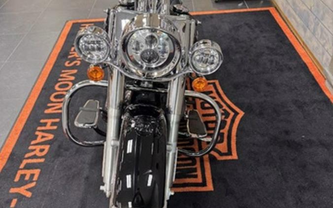 2005 Harley-Davidson Softail FLSTN - Deluxe
