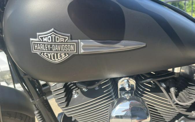 2011 Harley-Davidson Dyna Glide FXDF - Dyna Fat Bob
