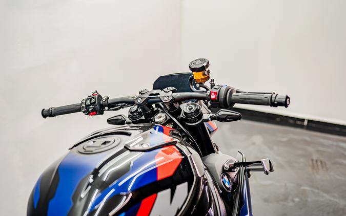 2024 BMW M 1000 R