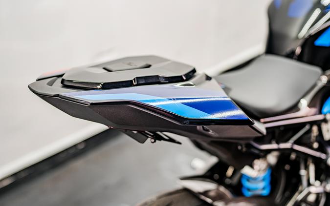 2024 BMW M 1000 R