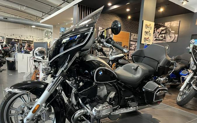 2022 BMW R 18 Transcontinental Black Storm Metallic