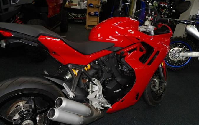 2022 Ducati Supersport 950 Ducati Red