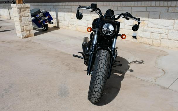 2025 INDIAN MOTORCYCLE SCOUT BOBBER LIMITED BLACK METALLIC