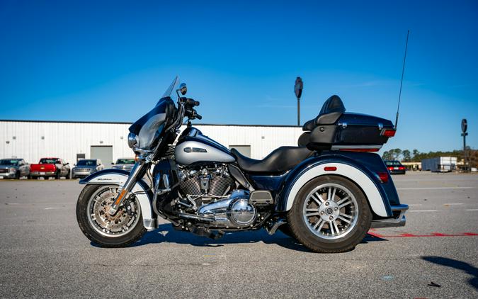 Used 2020 Harley-Davidson Tri Glide Ultra FLHTCUTG Trike For Sale In Florence, SC