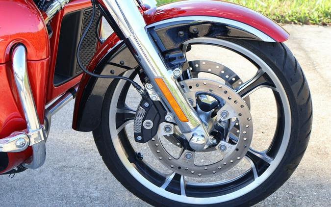 2021 Harley-Davidson CVO Tri Glide FLHTCUTGSE