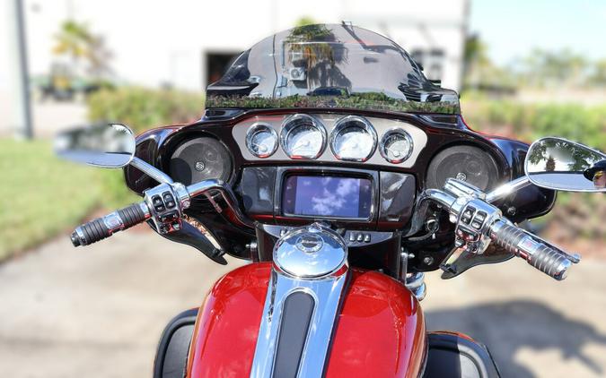 2021 Harley-Davidson CVO Tri Glide FLHTCUTGSE