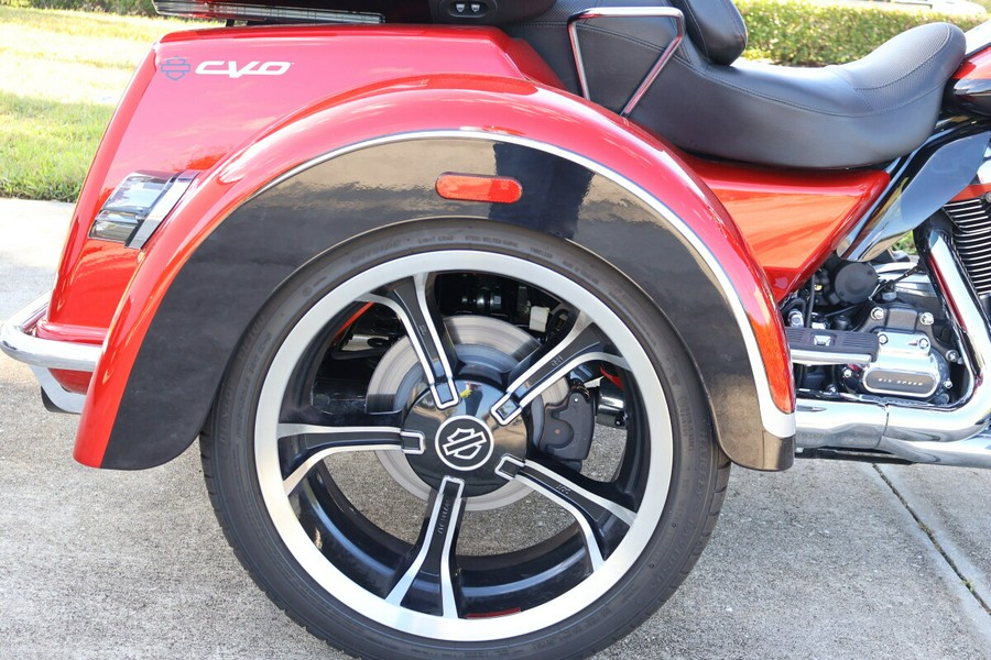 2021 Harley-Davidson CVO Tri Glide FLHTCUTGSE