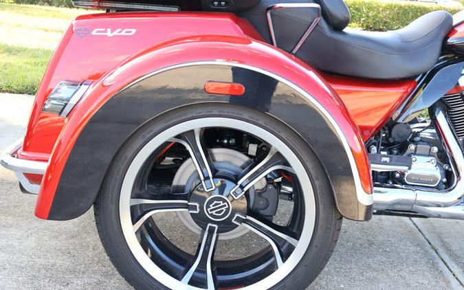 2021 Harley-Davidson CVO Tri Glide FLHTCUTGSE