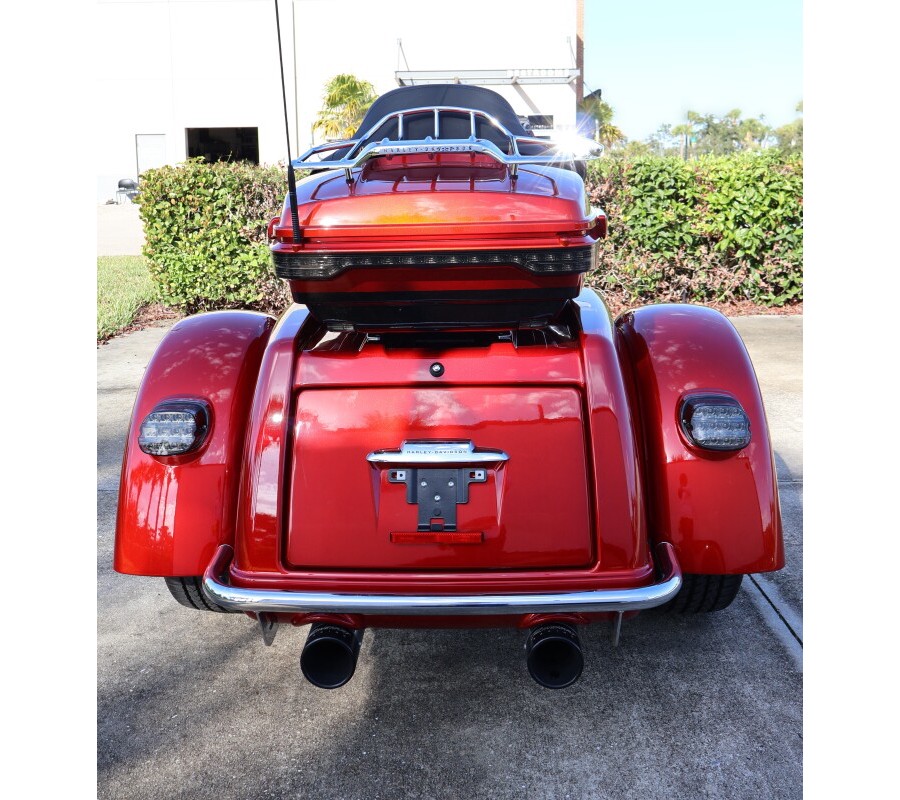 2021 Harley-Davidson CVO Tri Glide FLHTCUTGSE