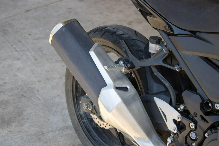 2023 KAWASAKI Z400 ABS