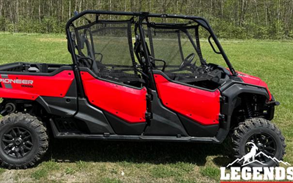 2023 Honda Pioneer 1000-6 Deluxe Crew