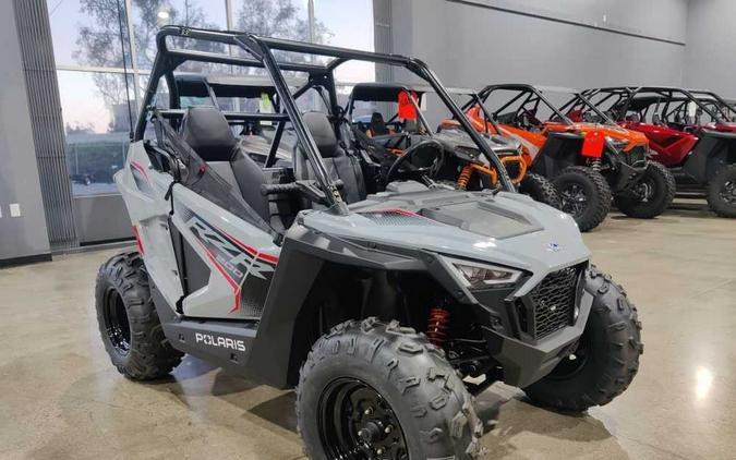 2024 Polaris RZR 200 EFI