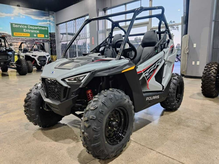 2024 Polaris RZR 200 EFI