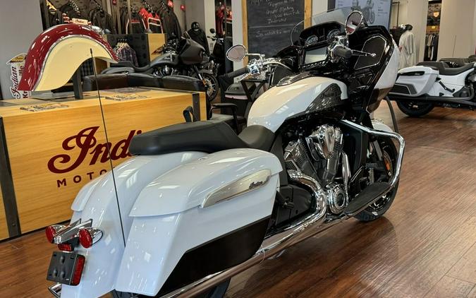 2024 Indian Motorcycle® Challenger® Limited Ghost White Metallic