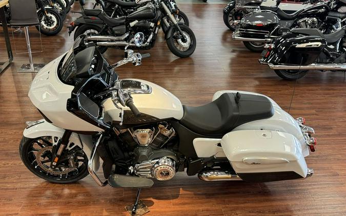 2024 Indian Motorcycle® Challenger® Limited Ghost White Metallic