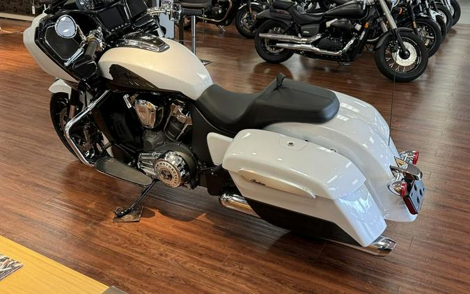 2024 Indian Motorcycle® Challenger® Limited Ghost White Metallic