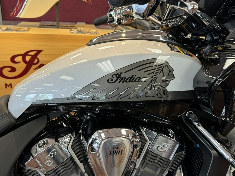 2024 Indian Motorcycle® Challenger® Limited Ghost White Metallic