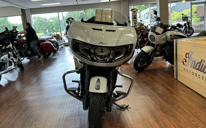 2024 Indian Motorcycle® Challenger® Limited Ghost White Metallic