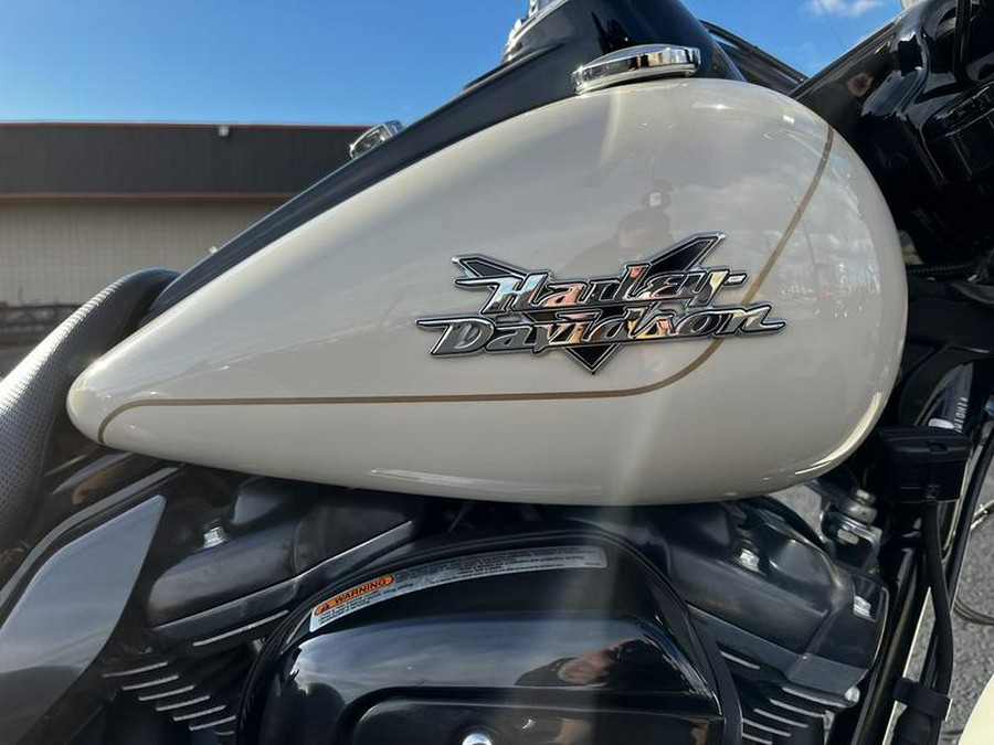 2023 Harley-Davidson® FLRT - Freewheeler®