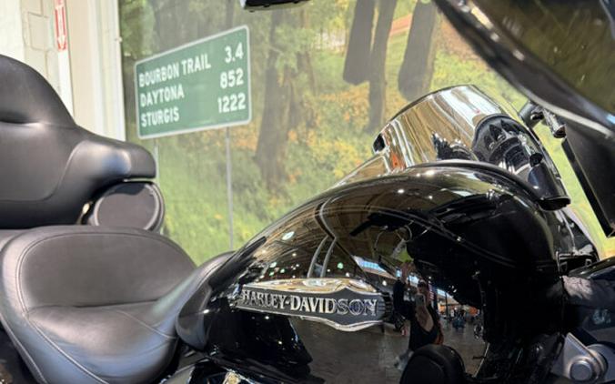 2018 Harley-Davidson Tri Glide Ultra
