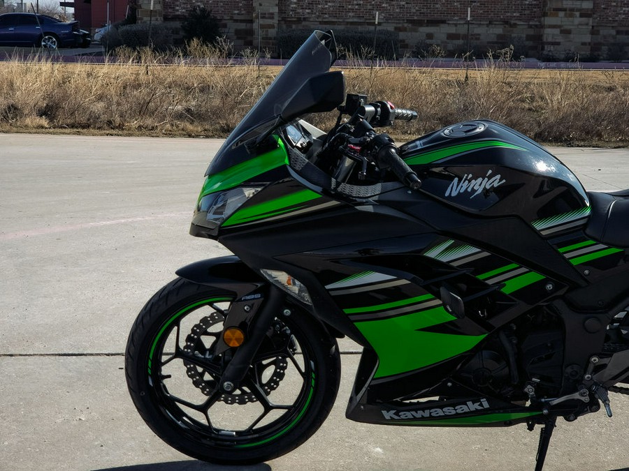 2016 Kawasaki Ninja® 300 ABS