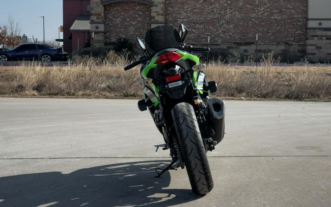 2016 Kawasaki Ninja® 300 ABS