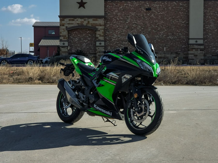 2016 Kawasaki Ninja® 300 ABS