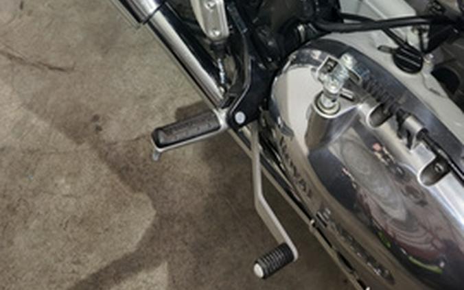 2022 Royal Enfield Twins INT650