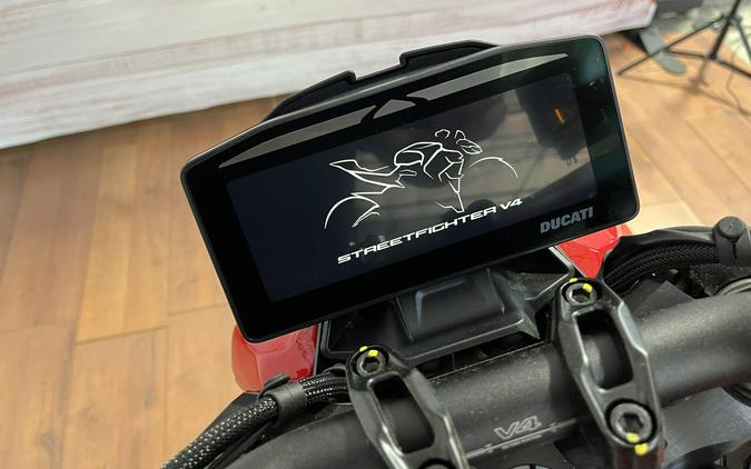 2025 Ducati STREETFIGHTER V4