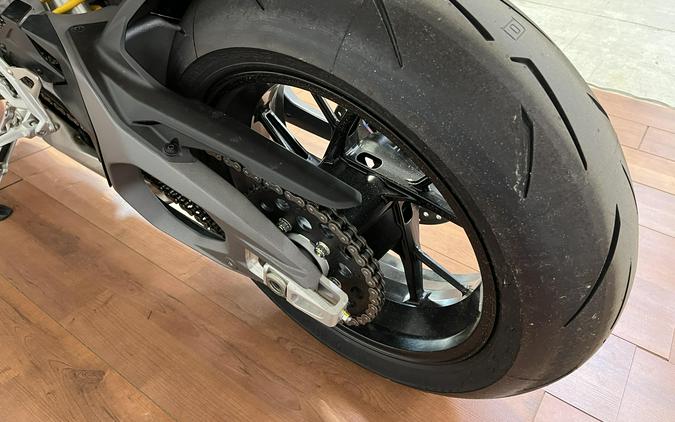 2025 Ducati STREETFIGHTER V4