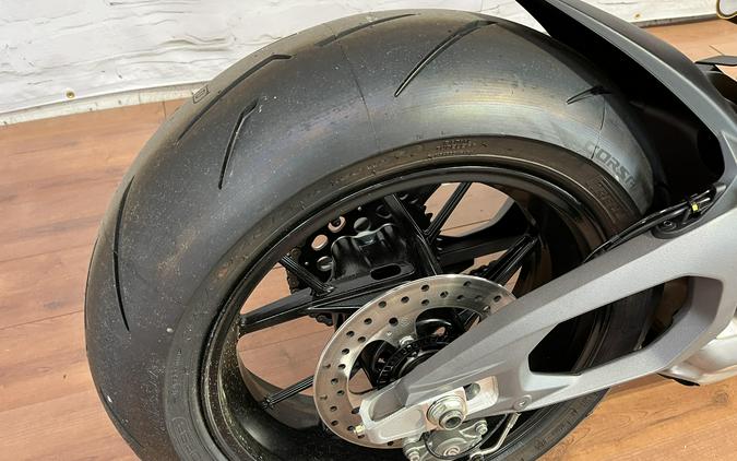 2025 Ducati STREETFIGHTER V4