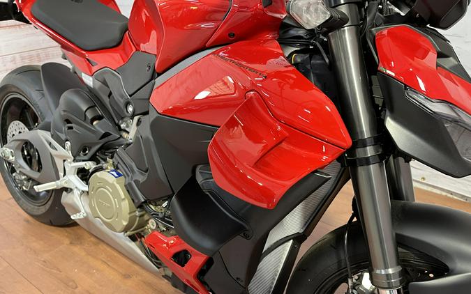 2025 Ducati STREETFIGHTER V4