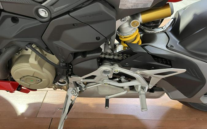 2025 Ducati STREETFIGHTER V4