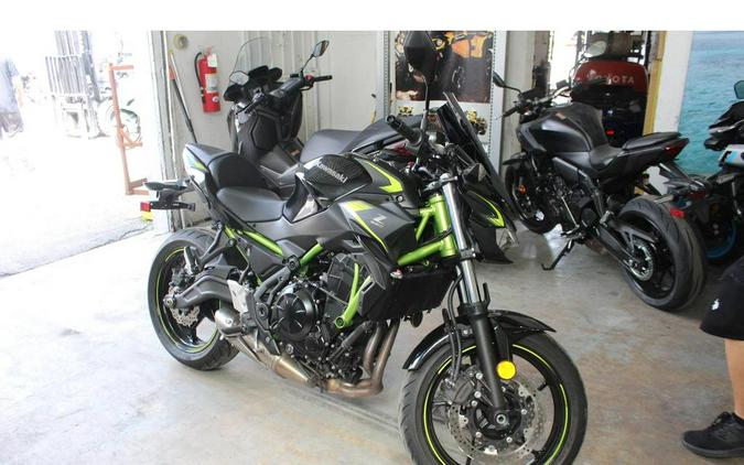 2022 Kawasaki Z650 Base