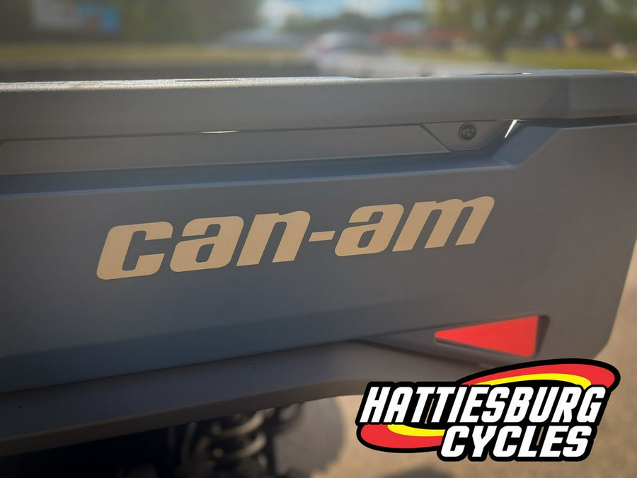 2026 Can-Am Defender Limited HD11