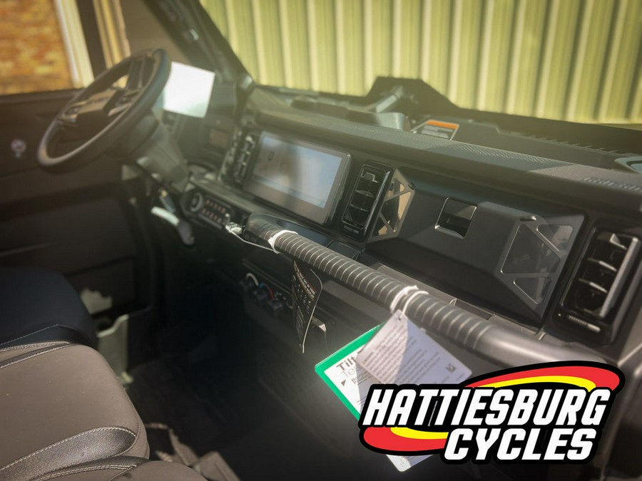 2026 Can-Am Defender Limited HD11